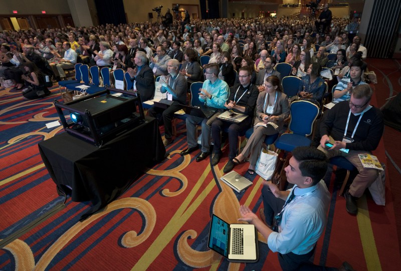 ONA director Irving Washington said there are 3008 attendees registered for ONA17, a 30 percent jump over attendance last fall in Denver. The conference still sold out weeks in advance. That 2017 crowd filled the ballroom Thursday morning for an opening panel moderated by CNN’s Brian Stelter on truth and journalism. (Photo by ONA Newsroom) Oct. 5, 2017