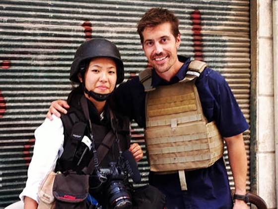 Nicole Tung and Jim Foley near the front lines in Salaheddin, Aleppo, Syria, July 31, 2012. (Photo: Nicole Tung)